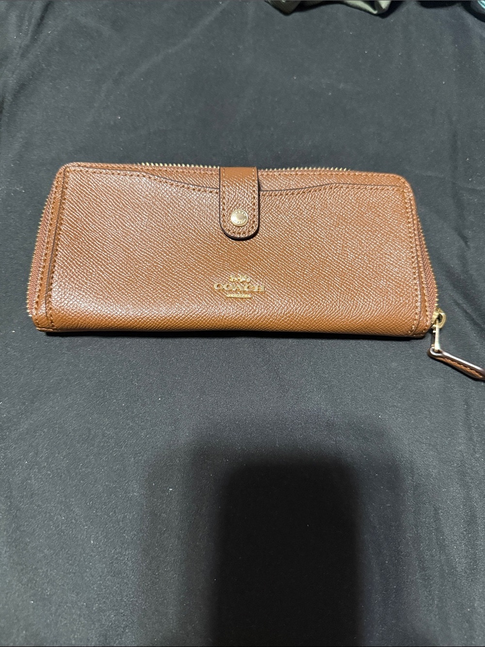 Coach Brown Pebbled Leather Zip Wallet with Gold Hardware